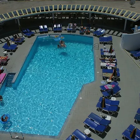 Hotel Kris Mari 3*